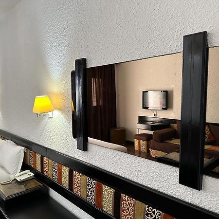 Ourida Urban Hotel Rabat Exteriör bild