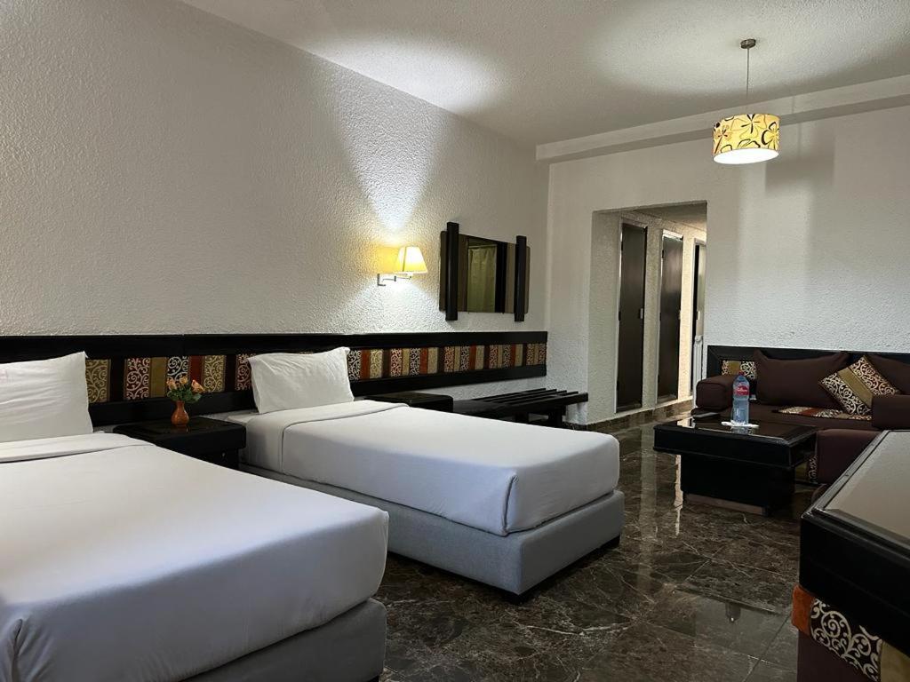 Ourida Urban Hotel Rabat Exteriör bild